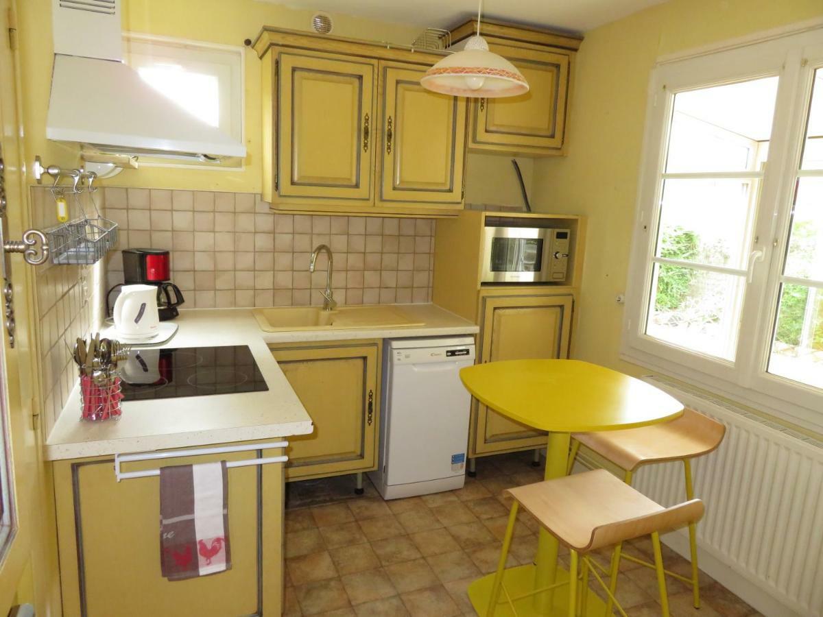 Gite La Pierre Qui Tourne Amboise Exterior foto